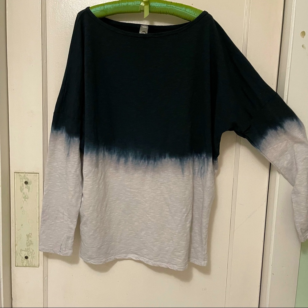 GO sweater L